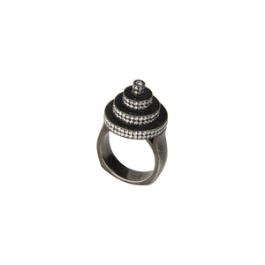 Round Pyramid Ring